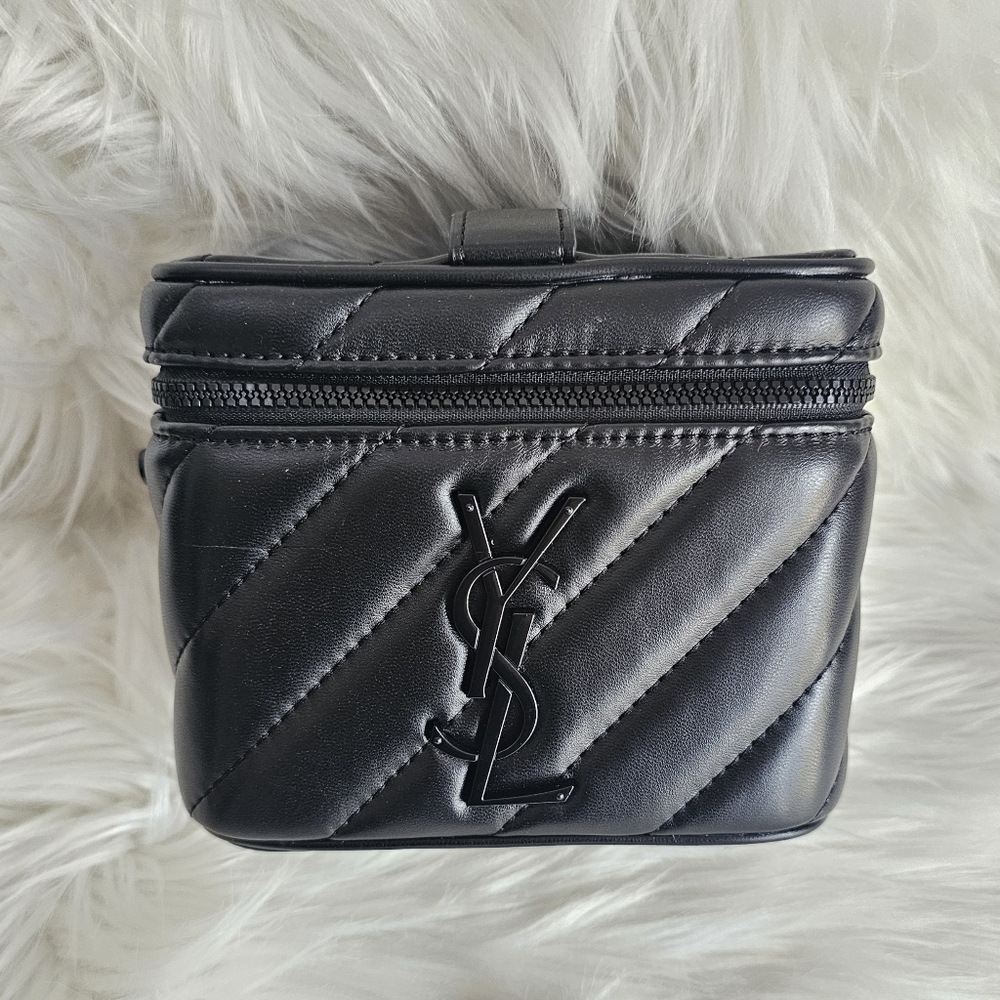 🖤 YSL Vanity Bag 🖤 - Picture 3 of 12